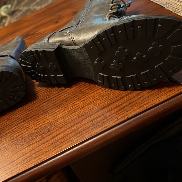 NWOT Red Circle Super Cute Boots - Picture 9 of 10